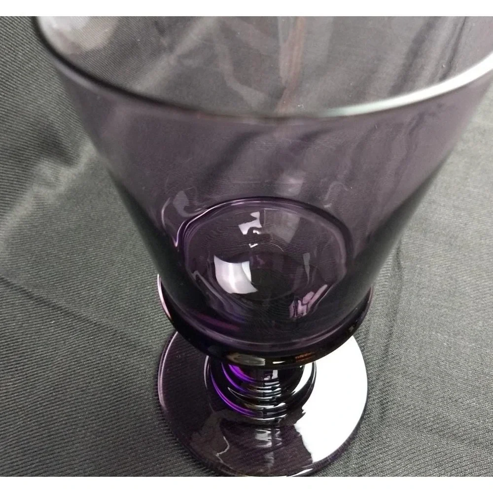 Waterford Crystal Great Room Water Goblet Darjeeling Series Amethyst Purple Logo